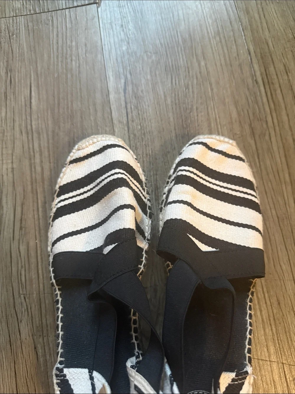 Toni Pons Black & White Striped Women’s Espadrille Sandals size 8.5/39